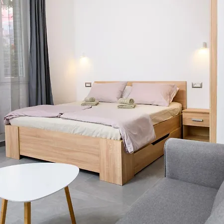 アパート Delalle *